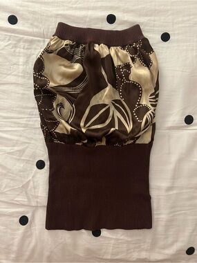bebe Brown and Cream Sleeveless Silk Shirt
